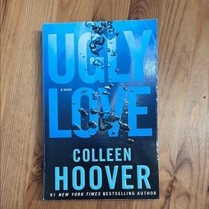 'Ugly Love' Book by Colleen Hoover